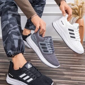 كوتشي رياضي متعدد الالوان <br> بنبيع ببلاش